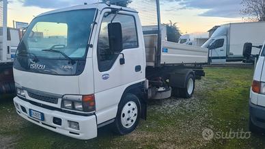 Isuzu NPR ribaltabile trilaterale cc3000