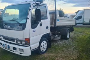 Isuzu NPR ribaltabile trilaterale cc3000