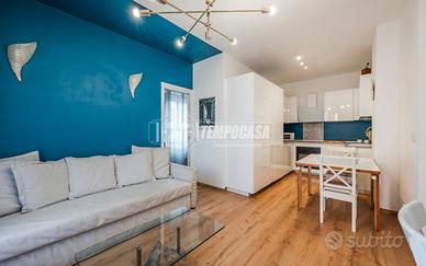 Appartamento esclusivo con ampio terrazzo - Via Be