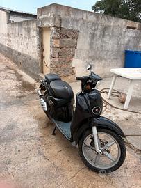 Scarabeo 50 