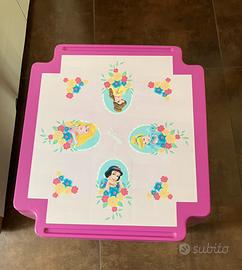 Tavolino giochi principesse bambina