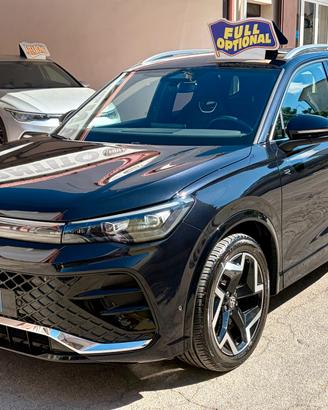 Volkswagen Tiguan 2.0 TDI 150 CV "DSG-R-LINE-15.0