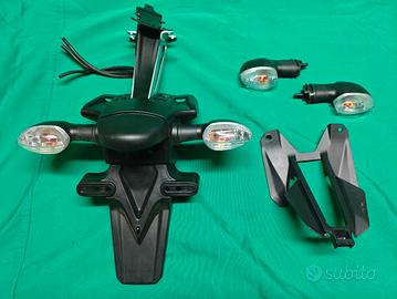 Frecce + Portatarga - Yamaha MT07 - 2019