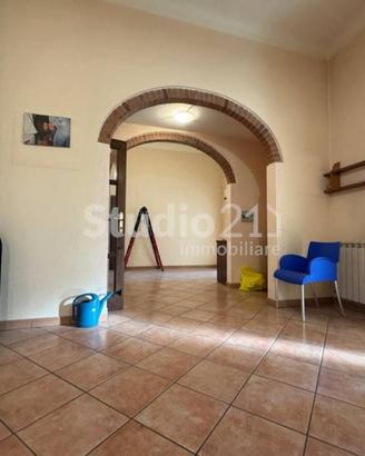 Appartamento di 125 m² con 5 locali a Figline e In