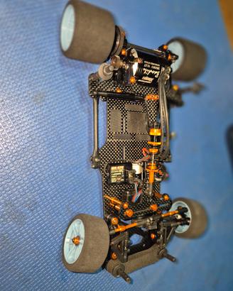 automodello Xray 1/12. 17 pronta per divertirsi