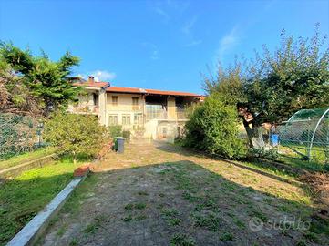 CASA SEMINDIPENDENTE A RIVARA