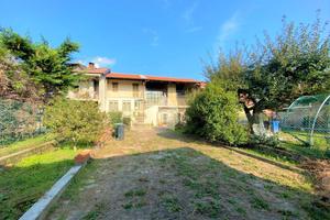 CASA SEMINDIPENDENTE A RIVARA