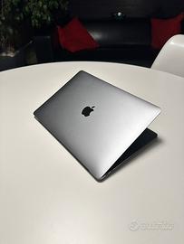 Macbook air 13”