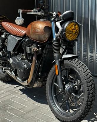 Triumph boneville 900