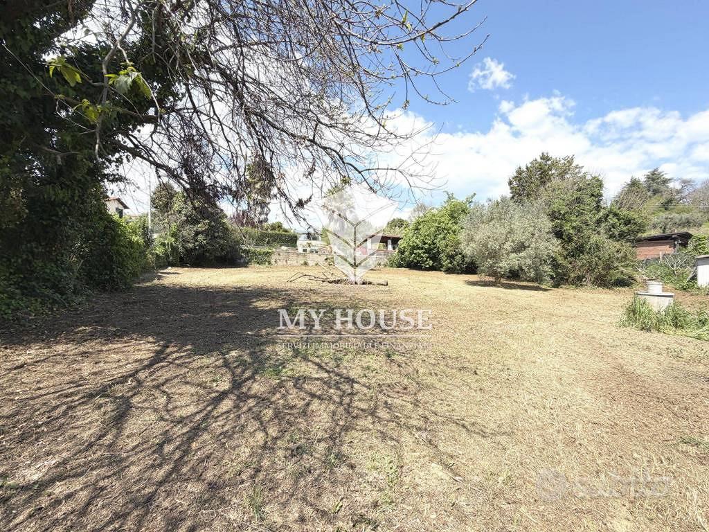 Terreno di 1335 m² a Lariano - Vista 5