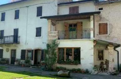 Porzione di casa a Bosco Chiesanuova (VR)