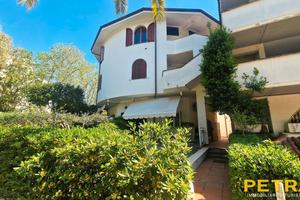 BILOCALE A 30 m dal mare SAN BENEDETTO DEL TRONTO