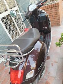 vespa piaggio 300 Gts