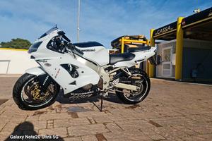 ninja zx9r a carburatori 