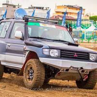 Mitsubishi Pajero 2.5 GLS Target V20 + ricambi
