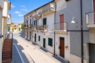 3 LOCALI A ORTONA