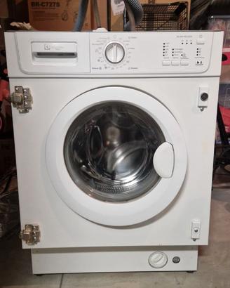 Lavatrice Electrolux, modello LI1070E