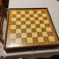 Scacchiera in legno nuova