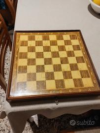Scacchiera in legno nuova