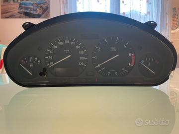Strumentazione contachilometri 4 cilindri BMW E36