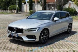 VOLVO V60 2021 B4 Geartronic
