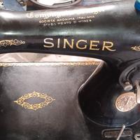 Macchina per cucire Singer antica 