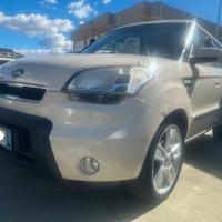 KIA SOUL DIESEL