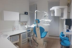 Si affitta postazione odontoiatrica Roma centro