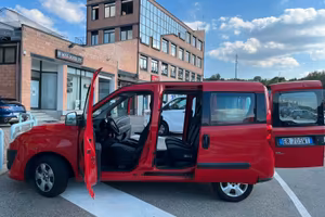 Fiat Doblo 1.6 Diesel 105 cv MJT Autocarro 5 Posti