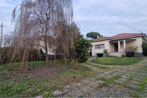 Villa a Varano Borghi