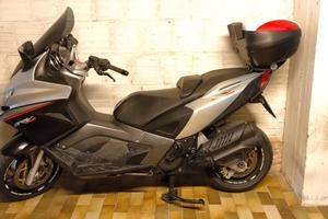 Aprilia SRV 850