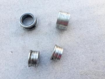 DISTANZIALI RUOTE ANTER YAMAHA R1 R1M 2015 /2024