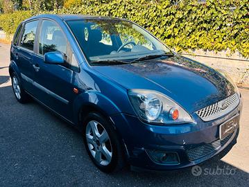 Ford Fiesta 1.4 TDCi 5p. Titanium
