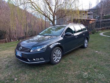 VOLKSWAGEN Passat 7ª serie - 2011