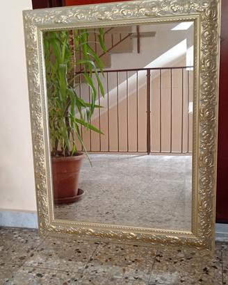 specchiera con cornice