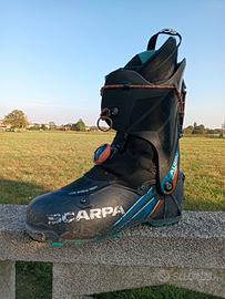 scarponi skialp 