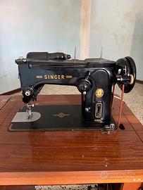 Macchina da cucire singer