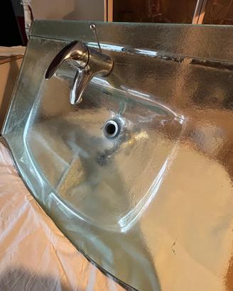 Lavabo da bagno in vetro trasparente