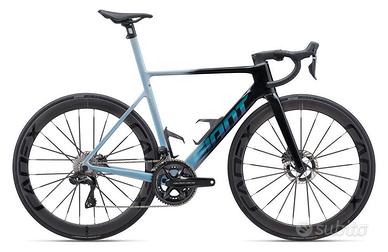 Bici corsa AERO GIANT Propel Advanced sl 0 Disc