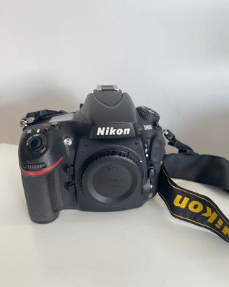 NIKON D800