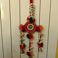 Latkan decoro indiano fatto a mano.