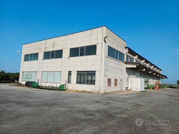 Capannone industriale