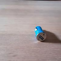 Adattatore usb auto