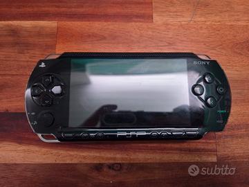psp 1004 + 2 giochi 
