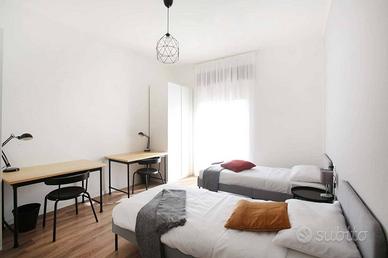 Stanza in appartamento di 76 m² a Modena