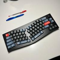 Keychron Q8