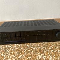 Amplificatore marantz PM151