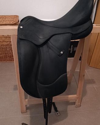 Sella dressage