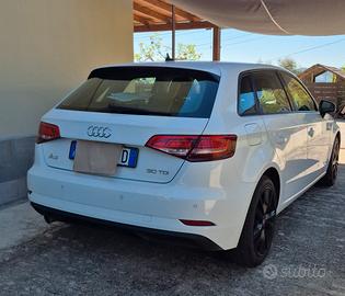 audi a 3  1.6 Tdi  cambio s tronic 