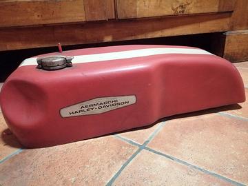 Serbatoi e sella moto d'epoca